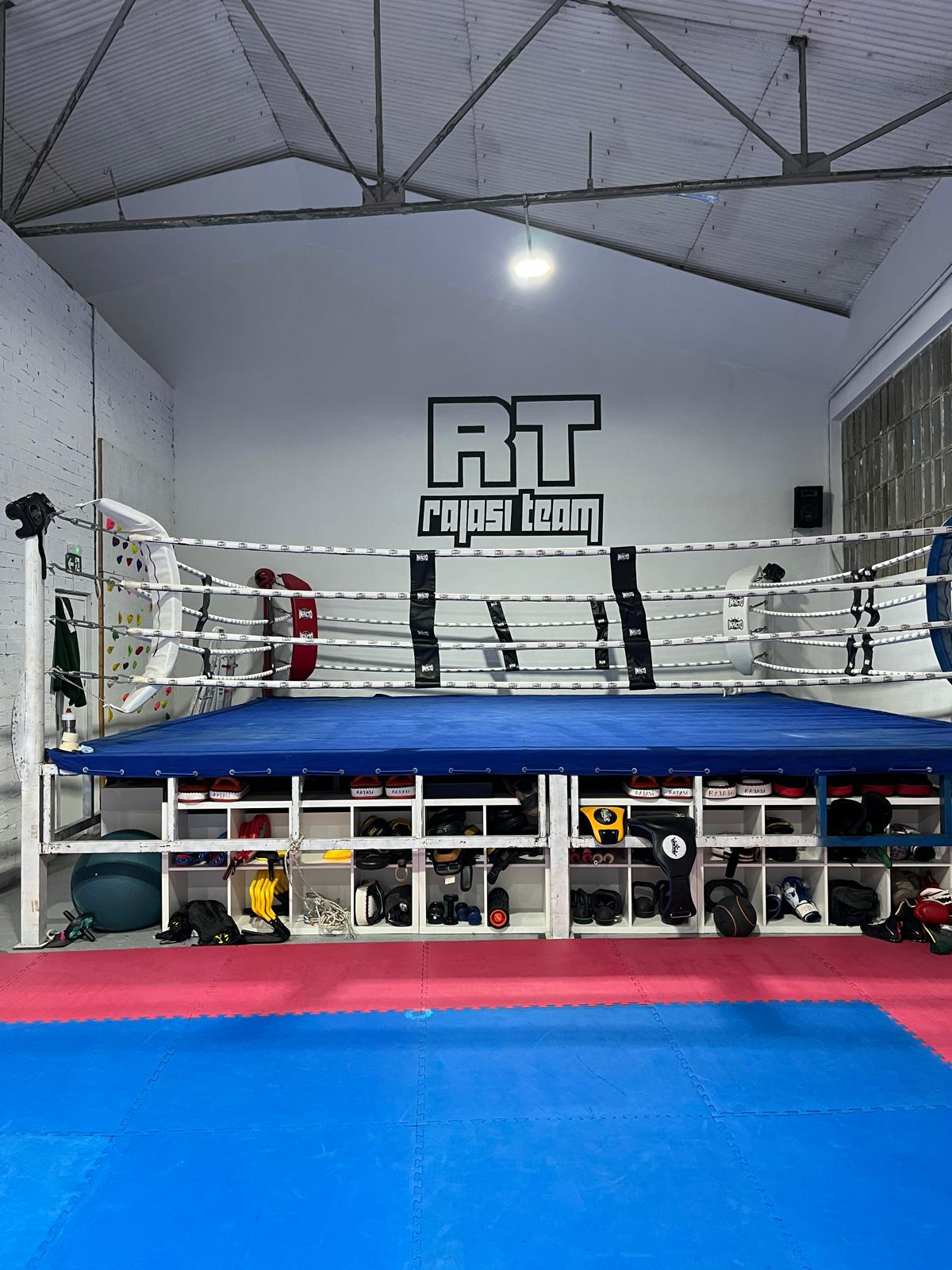 Ring de boxeo Rajasi Team